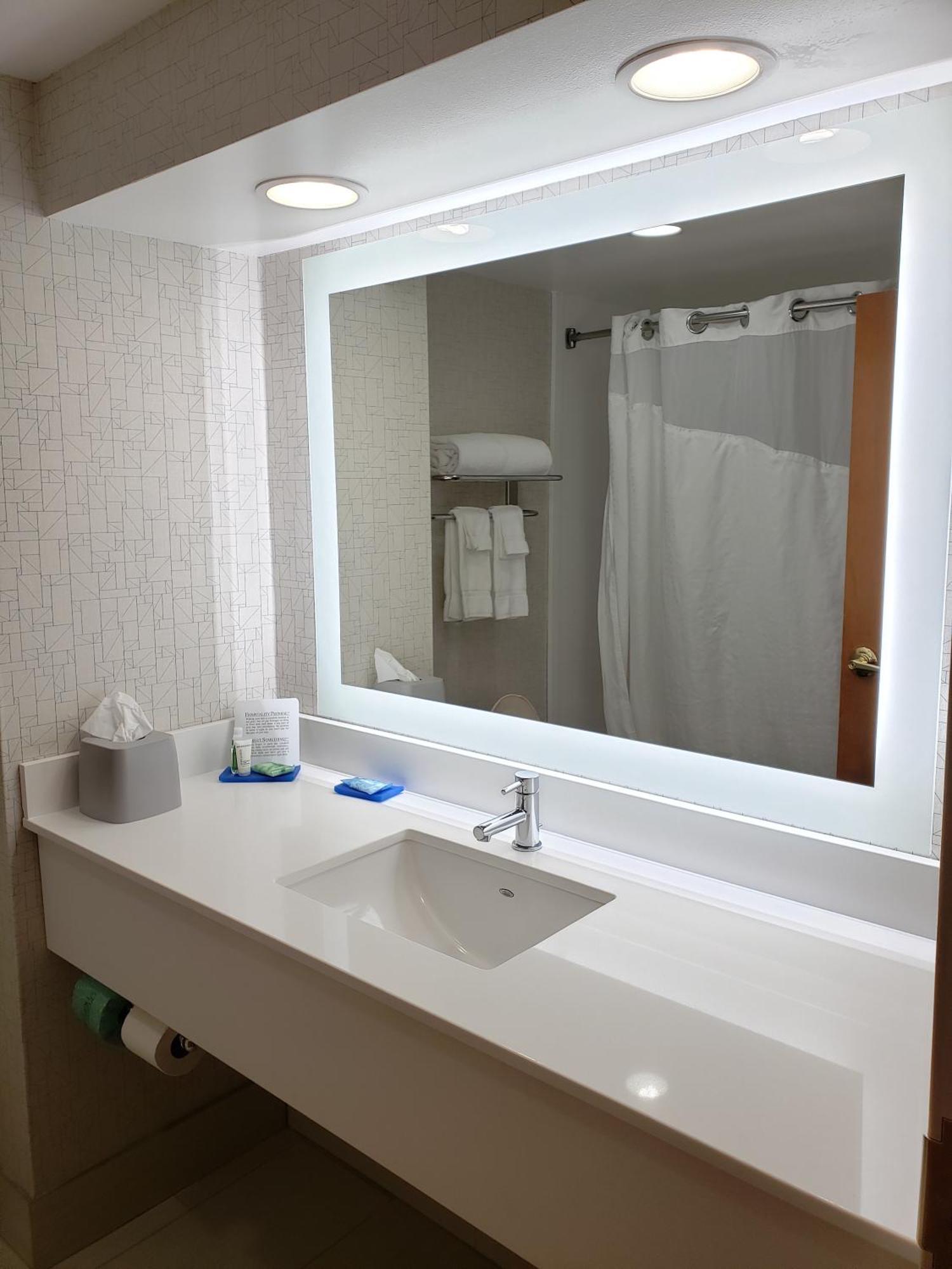 Holiday Inn Express Edgewood-Aberdeen-Bel Air Εξωτερικό φωτογραφία
